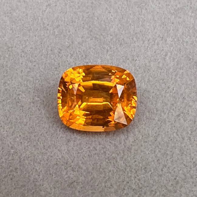 Mandarin Granat